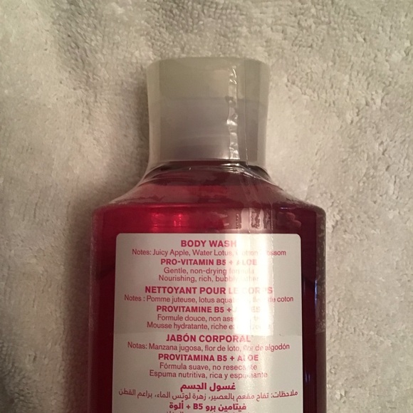 Bath & Body works Pink Tie Dye body wash - Picture 2 of 2